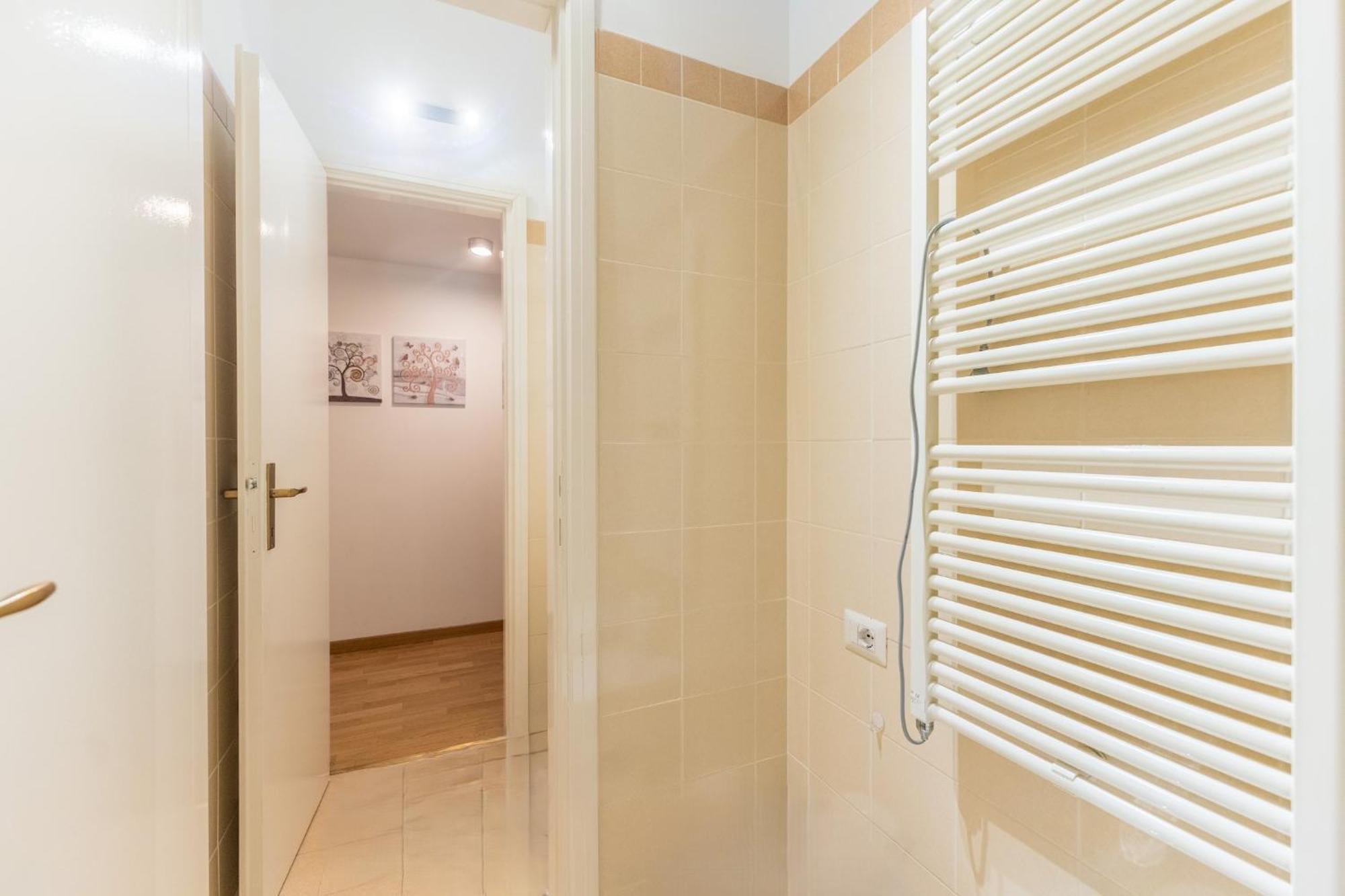 Ap4 Appartamento Nel Cuore Di Milano Exterior photo